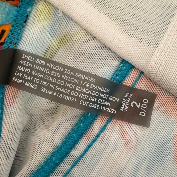 Torrid Retro Underwire Ruched Cup Bikini Swim Top Tropical Size 2X (2-D/DD NWT) - Picture 7 of 9